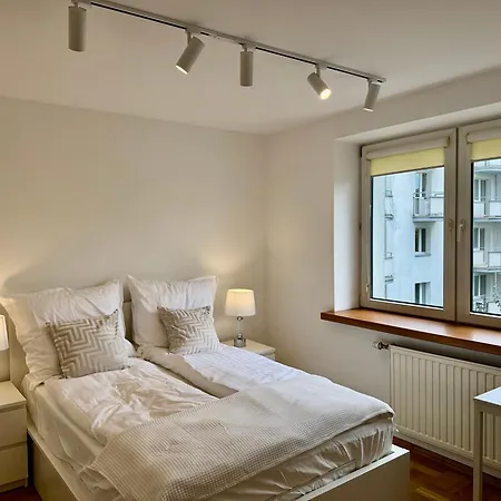 Gio Fabryczna Grand 100